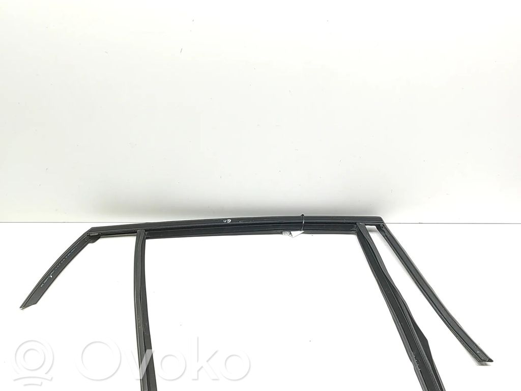 BMW X6M G06 F96 Ornament geam ușă spate 