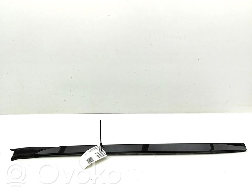 BMW X5 G05 Windshield trim 
