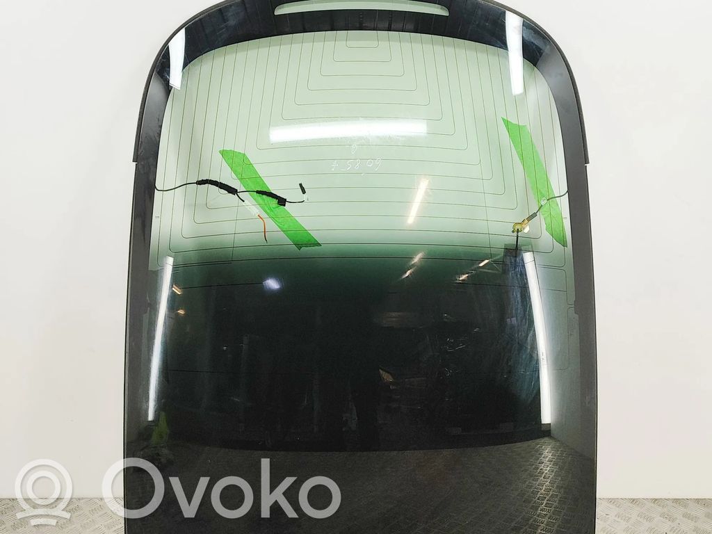 Tesla Model 3 Takalasi/takaikkuna 