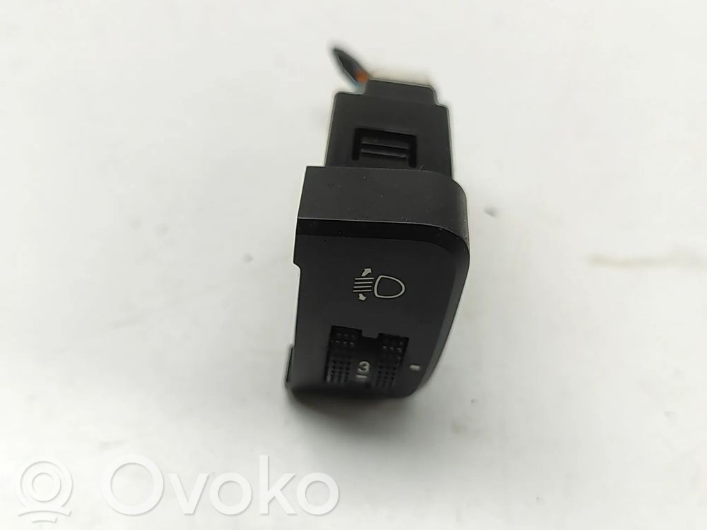 KIA Ceed Ajovalojen korkeuden säätökytkin 