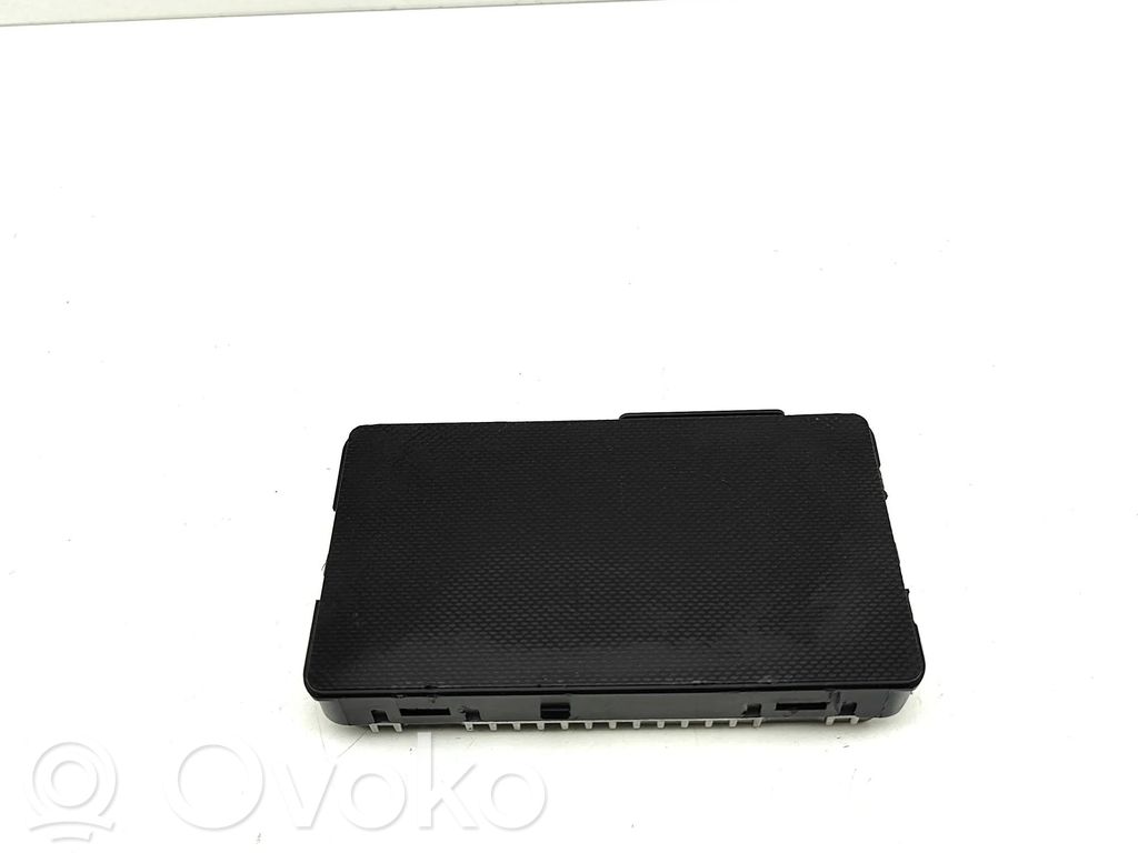 Hyundai Kona I Wireless charging module 