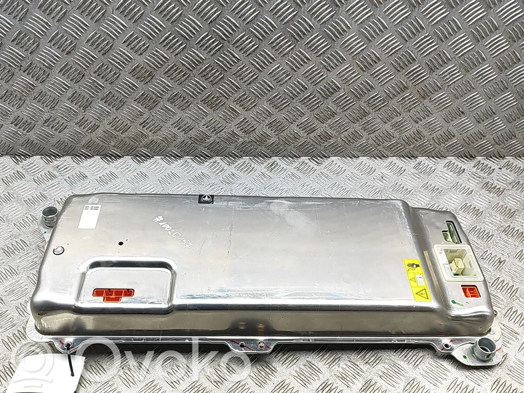 Tesla Model Y Sprieguma pārveidotājs 