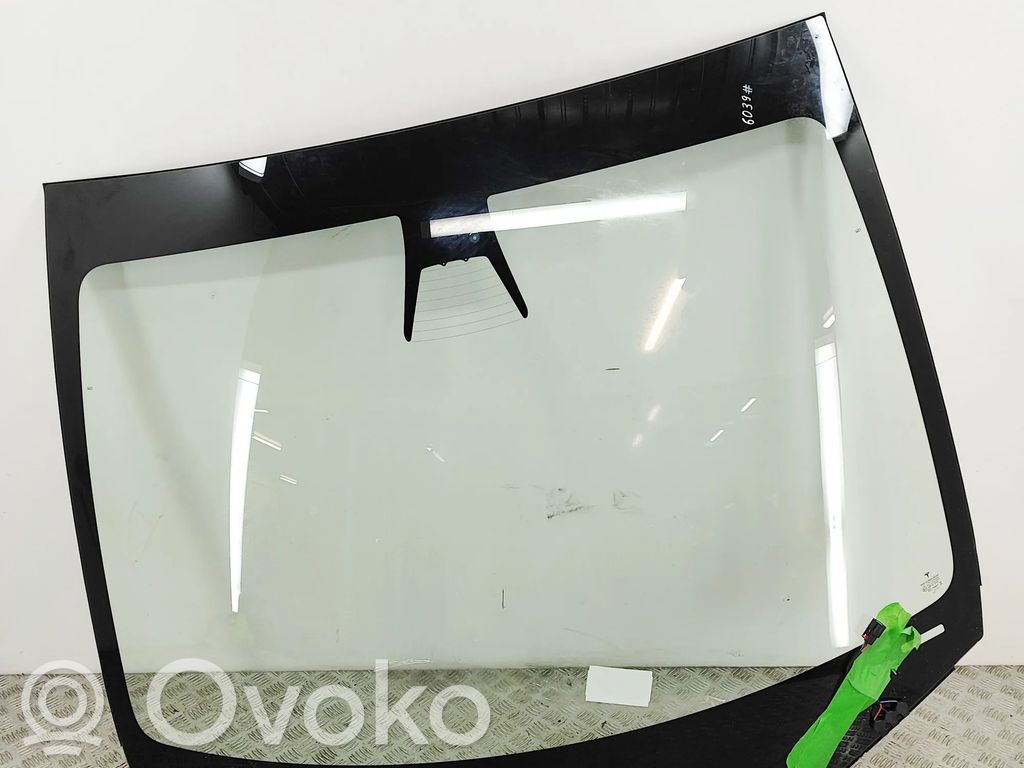 Front windscreen/windshield window   156919000C