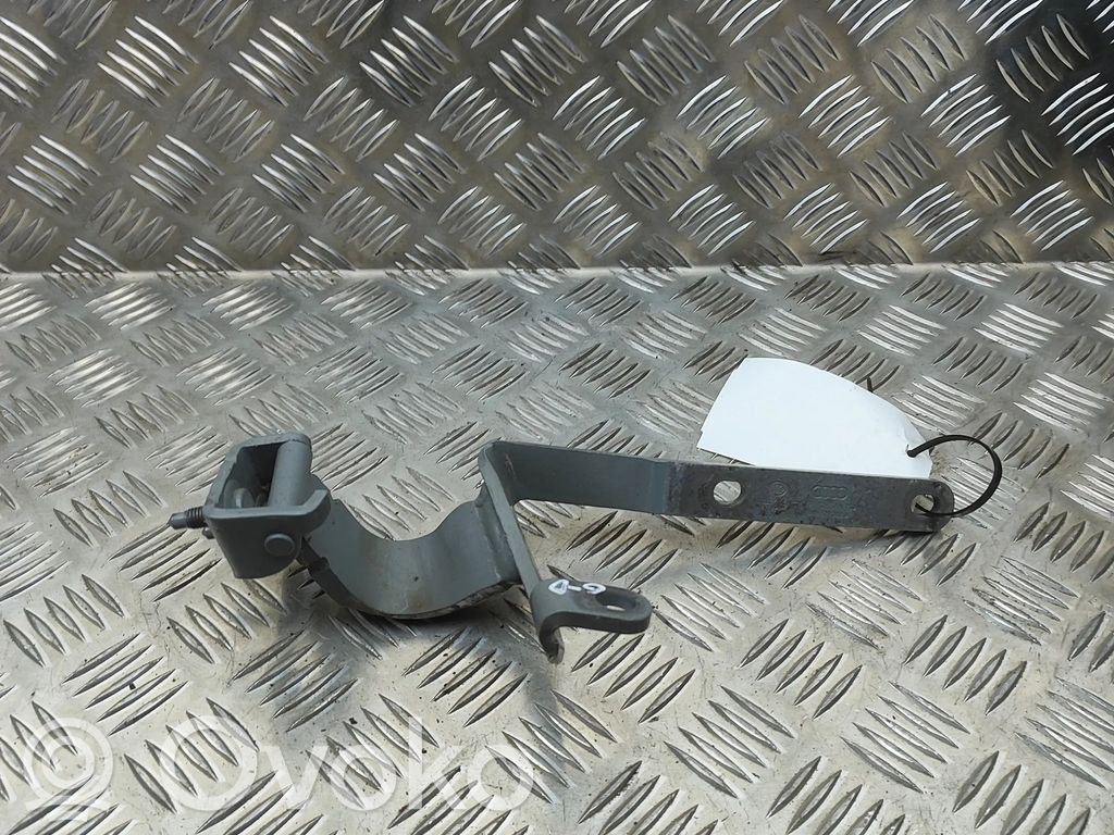 Tailgate/trunk/boot hinge   8W8827300A