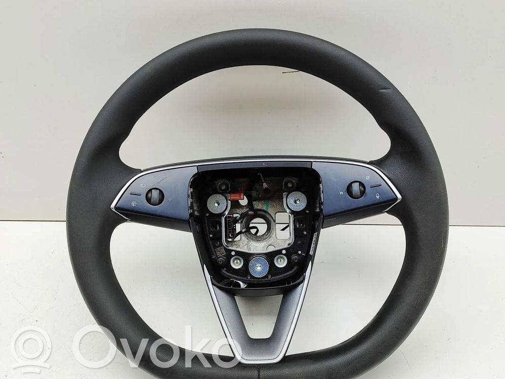 Tesla Model Y Juniper Stūre 