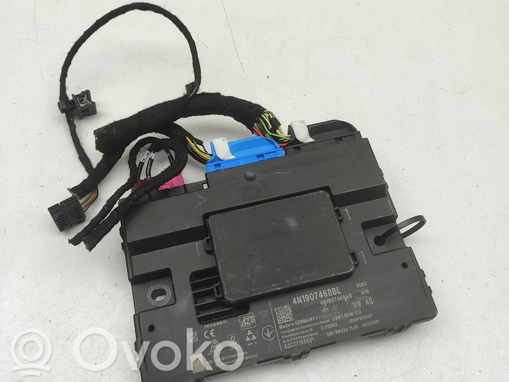 Audi RS6 C8 Gateway control module 