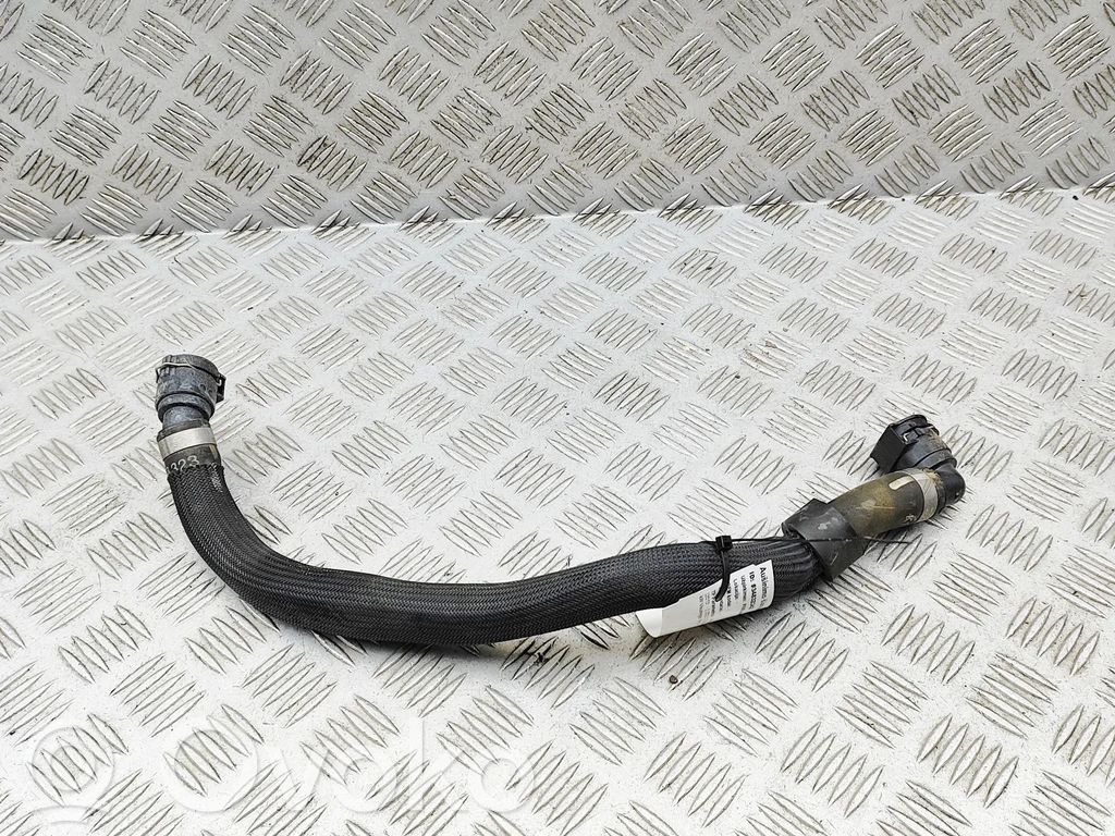 Peugeot 2008 II Tubo flessibile del liquido di raffreddamento del motore 