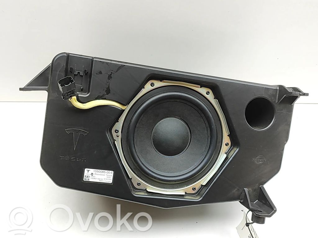 Tesla Model X Altavoz subwoofer 