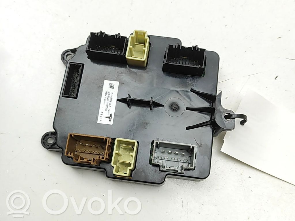 Tesla Model X Centralina/modulo portiere 