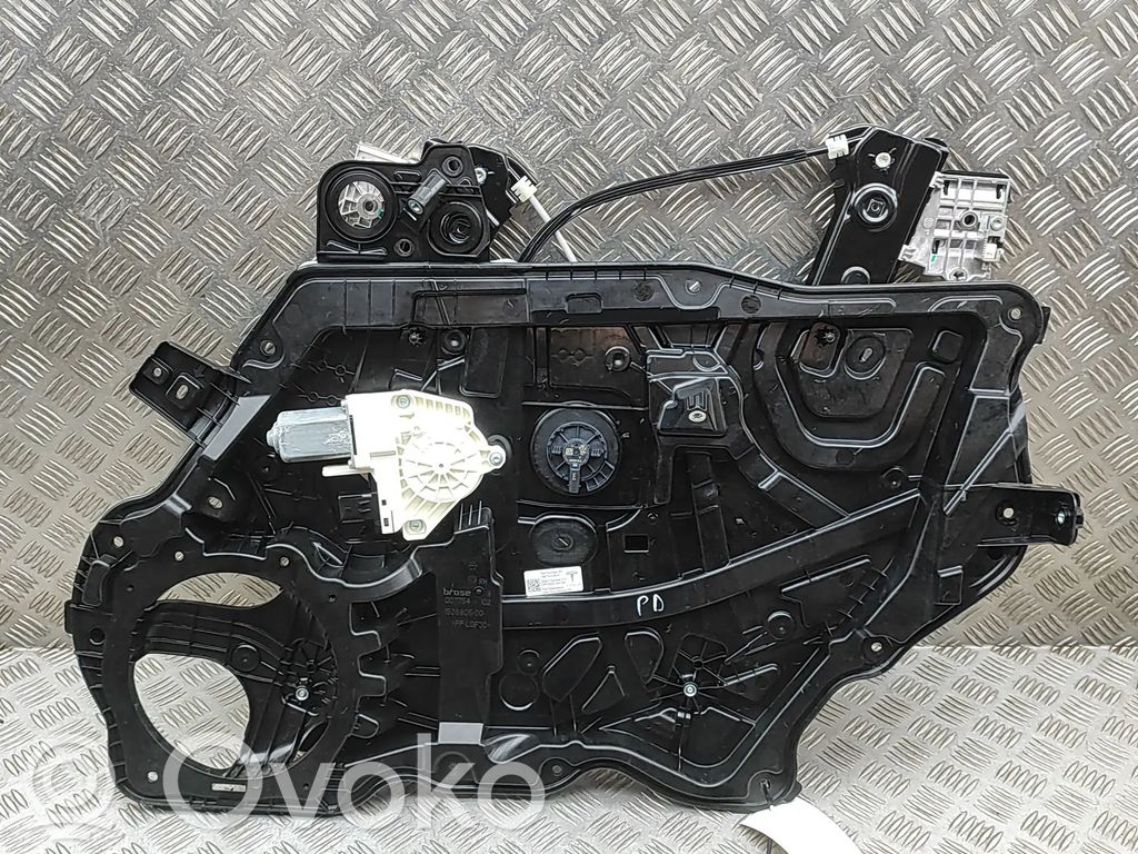 Tesla Model Y Juniper Elektryczny podnośnik szyby drzwi 