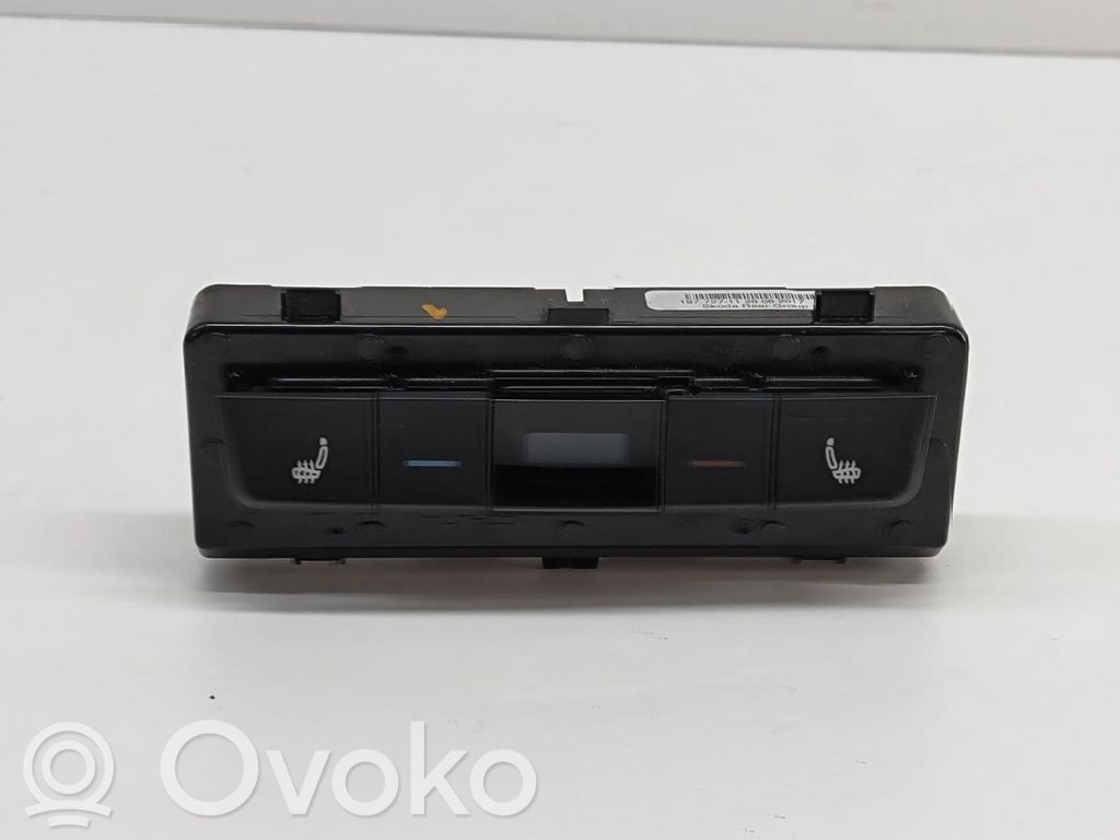 Skoda Superb B8 (3V) Interruptor de calefacción del asiento 