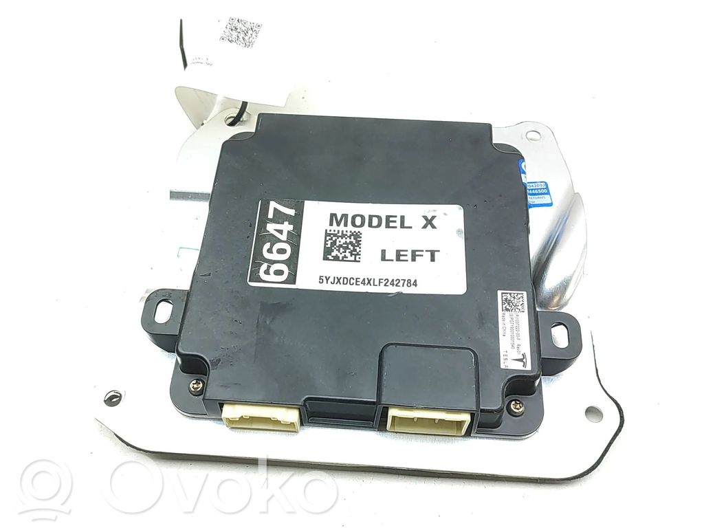 Tesla Model X Unidad de control/módulo de la puerta 