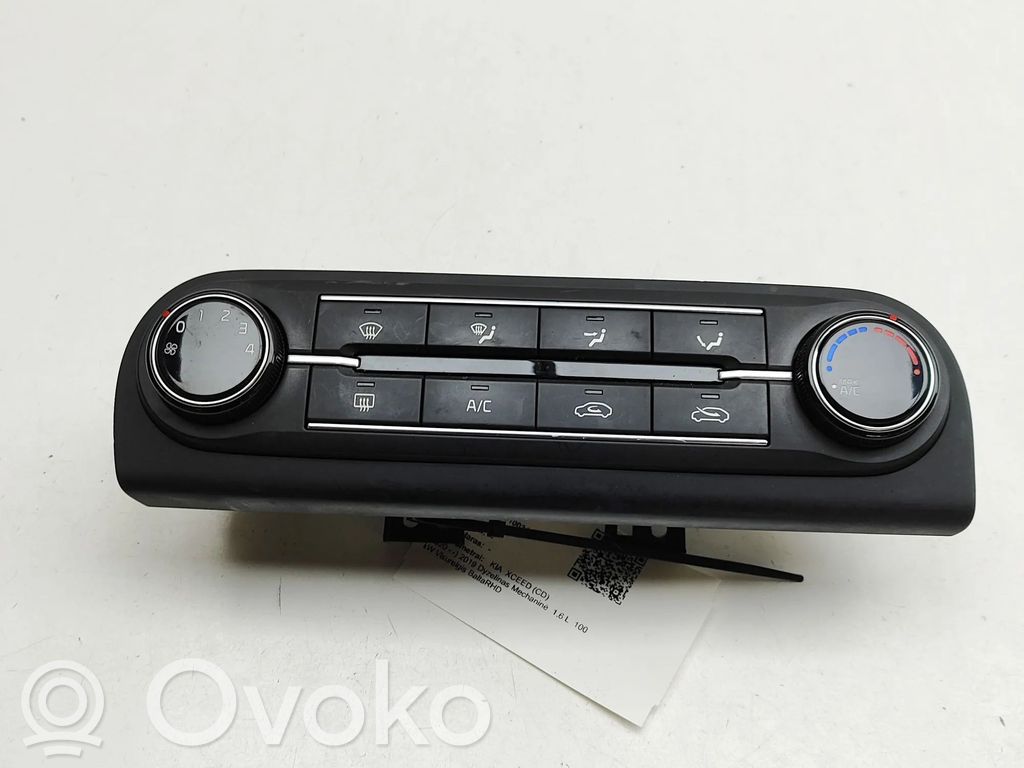 KIA Xceed Interior fan control switch 