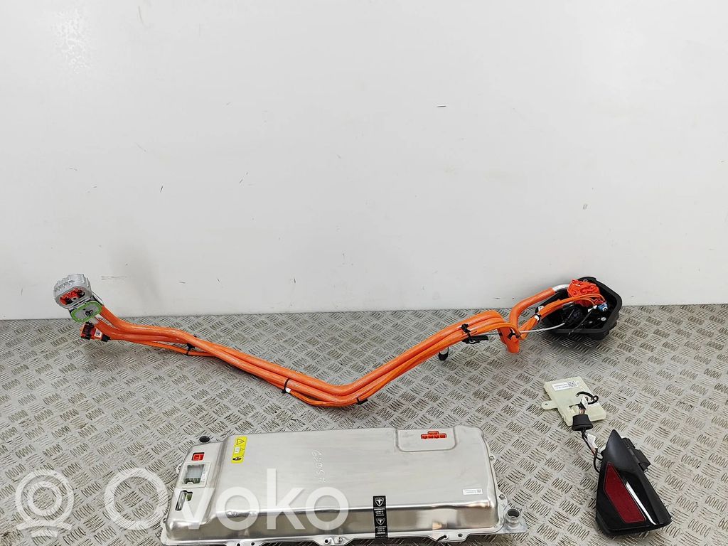 Tesla Model 3 Spannungswandler Wechselrichter Inverter 