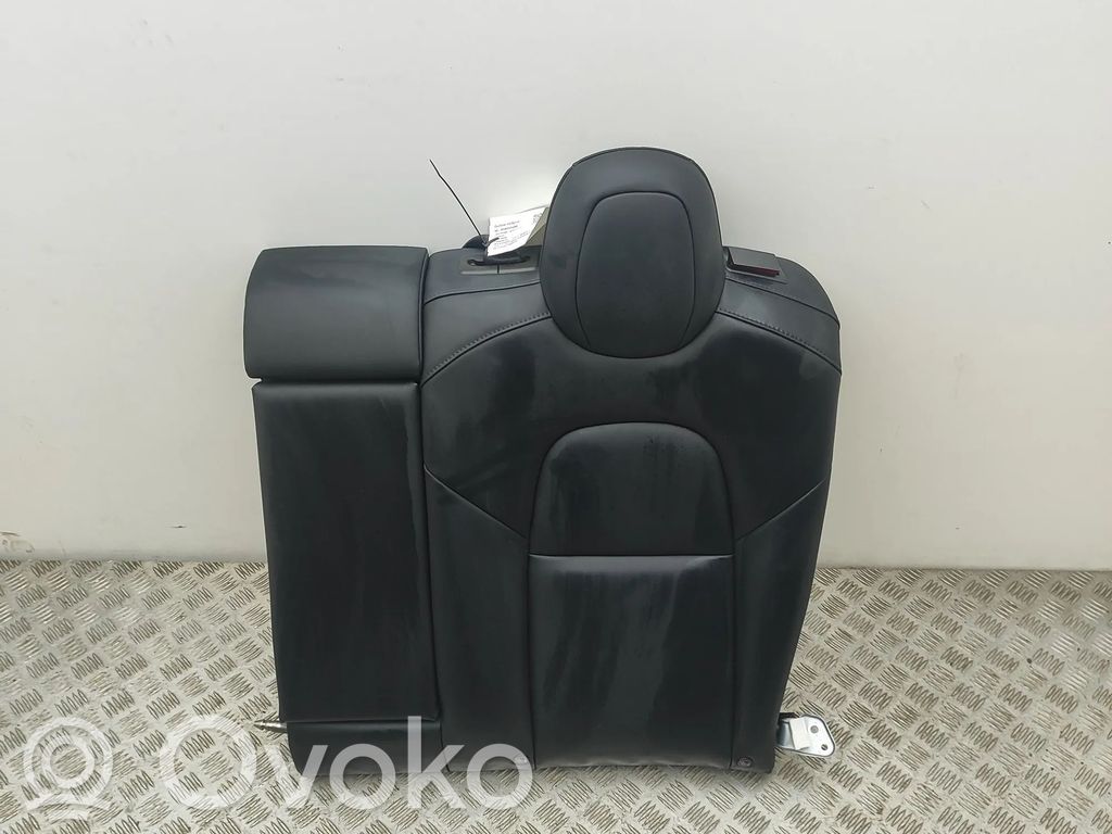 Tesla Model 3 Galinė sėdynė 