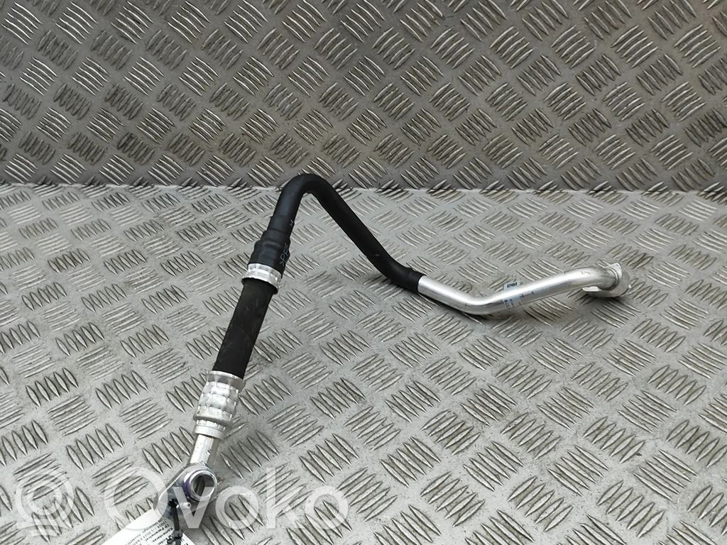 Audi Q6 e-tron Ilmastointilaitteen putki (A/C) 