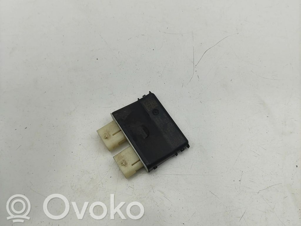 Unité de commande / module de hayon   80A962243