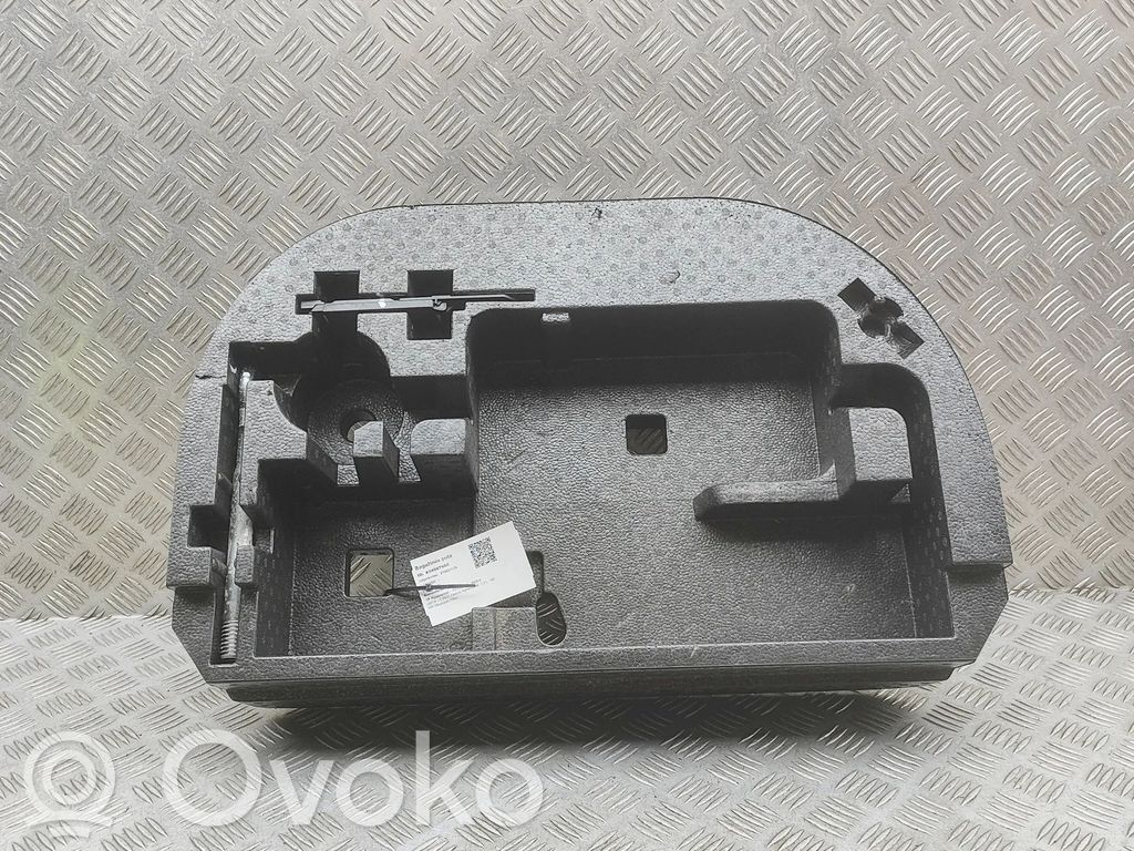 Peugeot 2008 II Inne elementy wykończenia bagażnika
