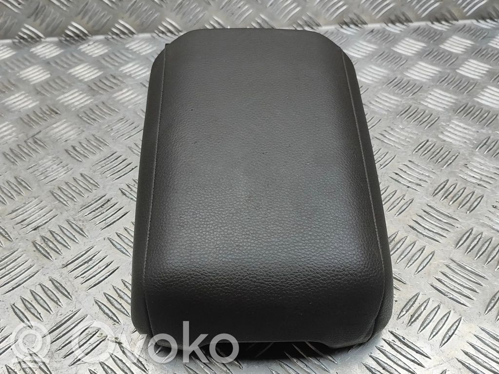 Porsche Macan (95B) Armrest 