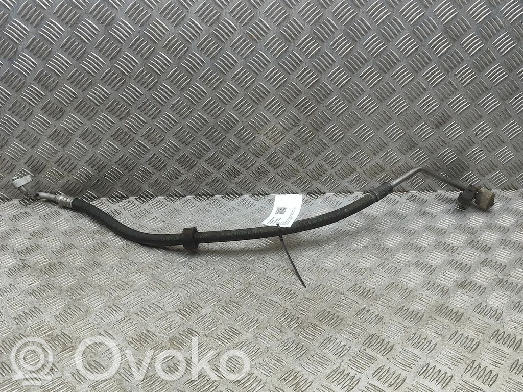 Porsche Boxster 986 Ilmastointilaitteen putki (A/C) 
