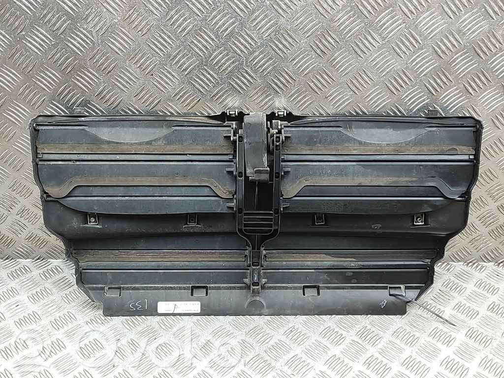 BMW X5 E70 Деталь (детали) канала забора воздуха 