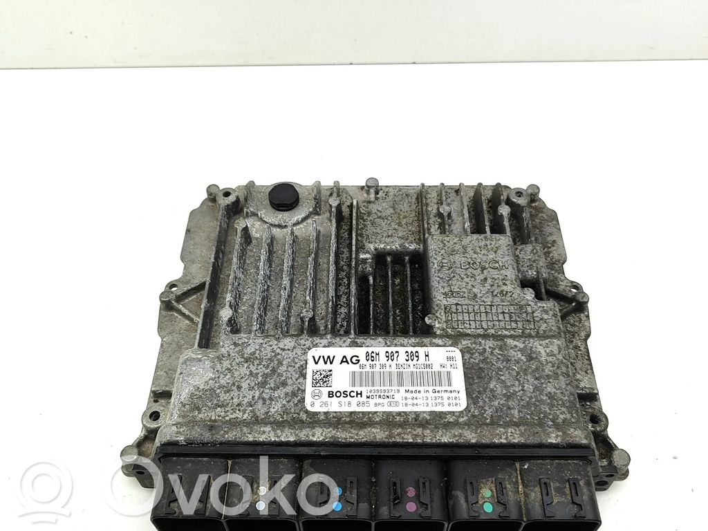 Porsche Cayenne (9Y0 9Y3) Engine control unit/module 
