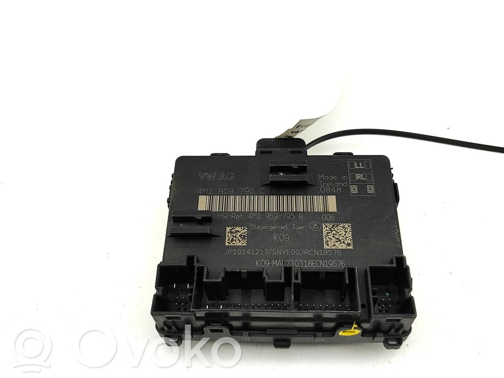 Porsche Cayenne (9Y0 9Y3) Door control unit/module 