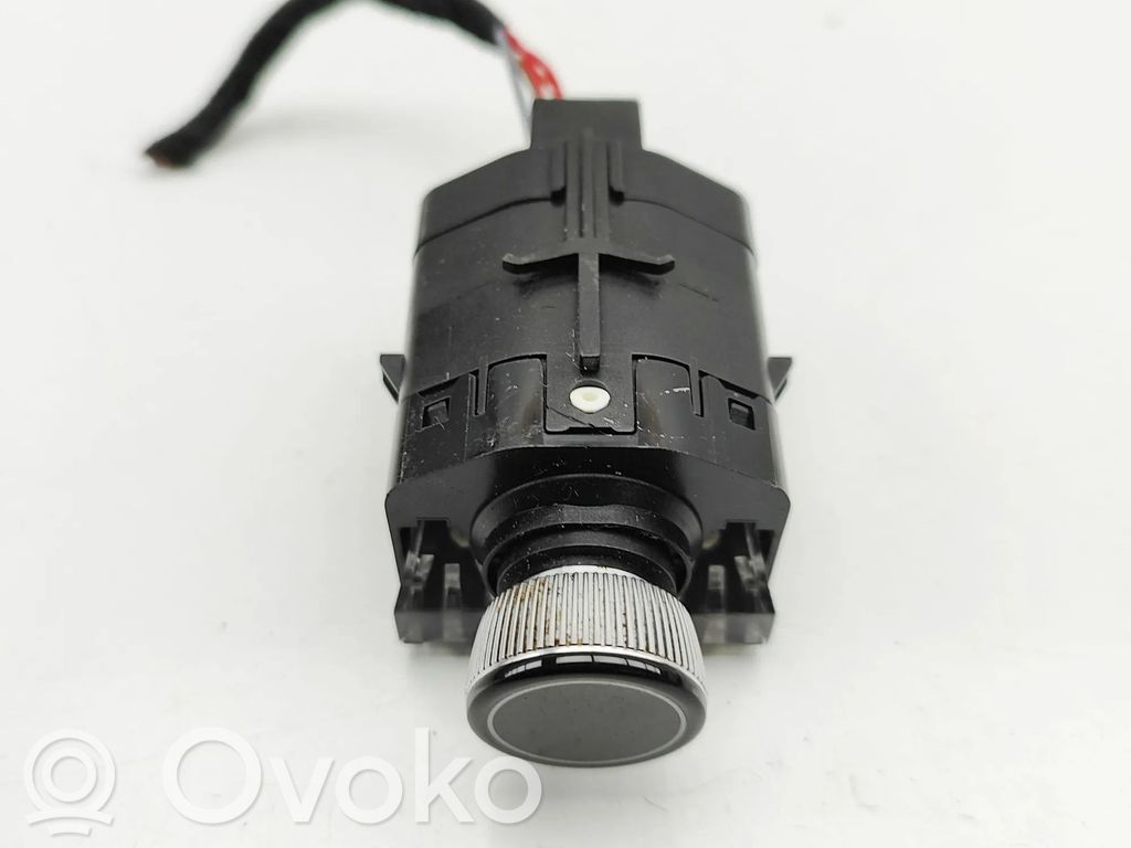 Audi Q7 4M Mando de control del sonido 