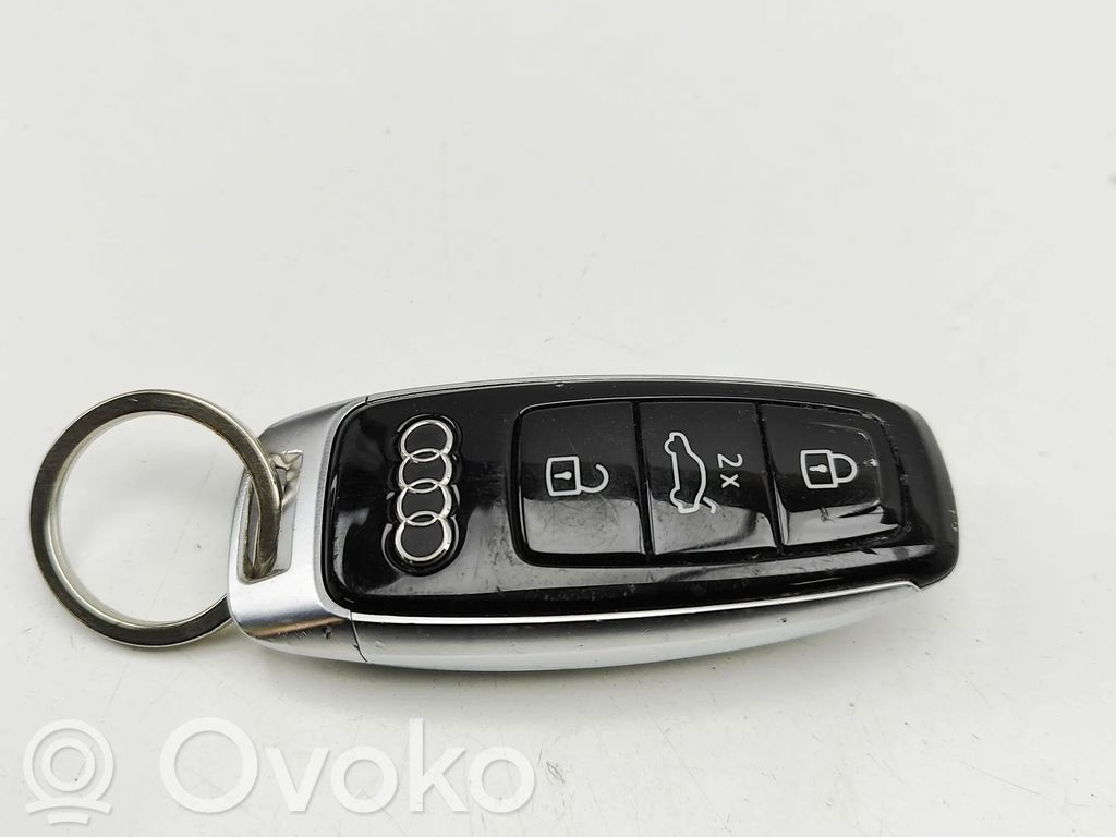 Audi Q7 4M Tarjeta/llave de arranque 