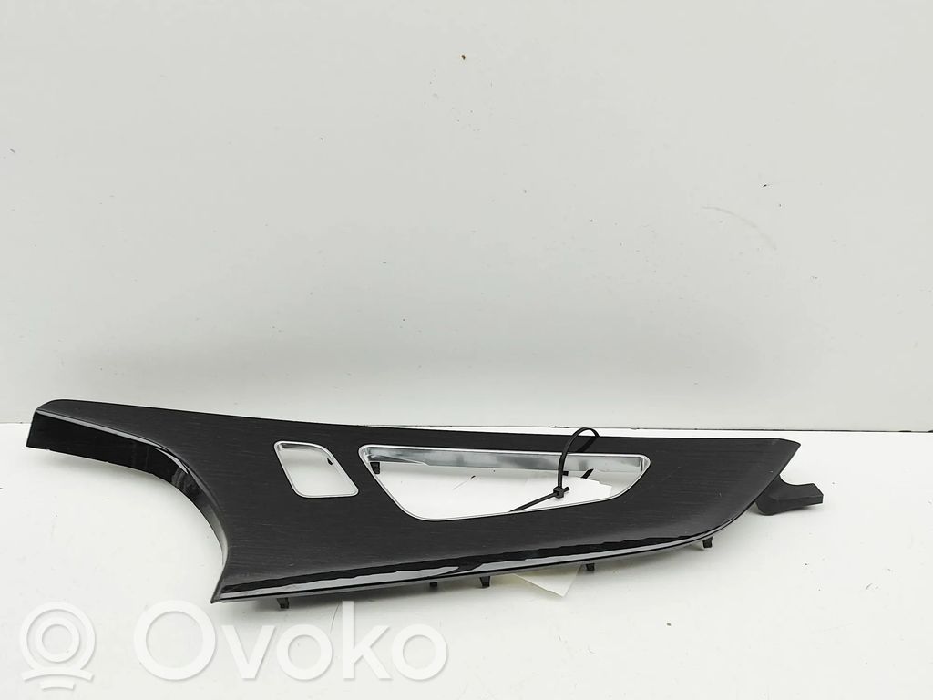 Audi Q7 4M Etuoven verhoilu