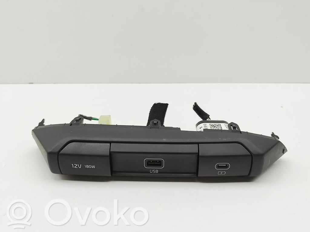 KIA Niro Connettore plug in USB 