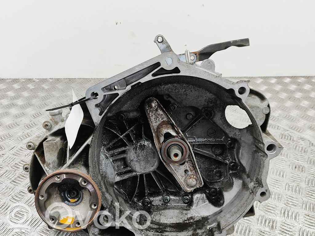 Volkswagen Caddy Manualna 6-biegowa skrzynia biegów 