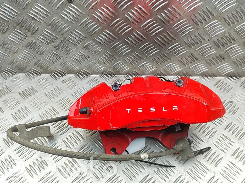 Tesla Model Y Zacisk hamulcowy przedni 