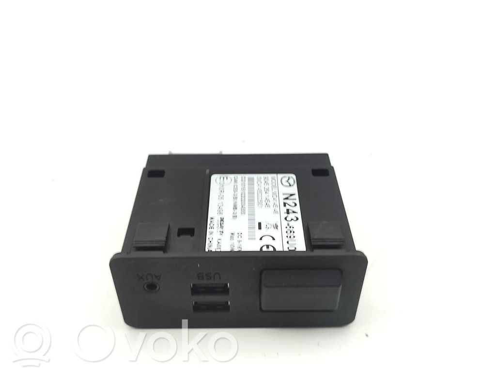 Enchufe conector USB   N243669U0