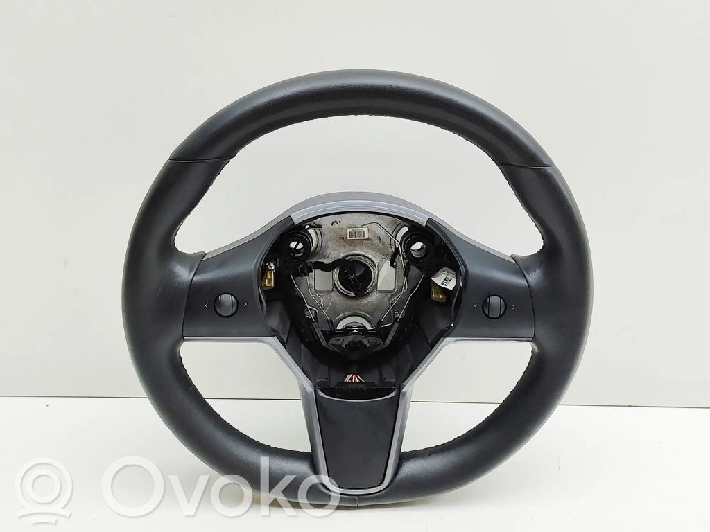 Tesla Model 3 Steering wheel 