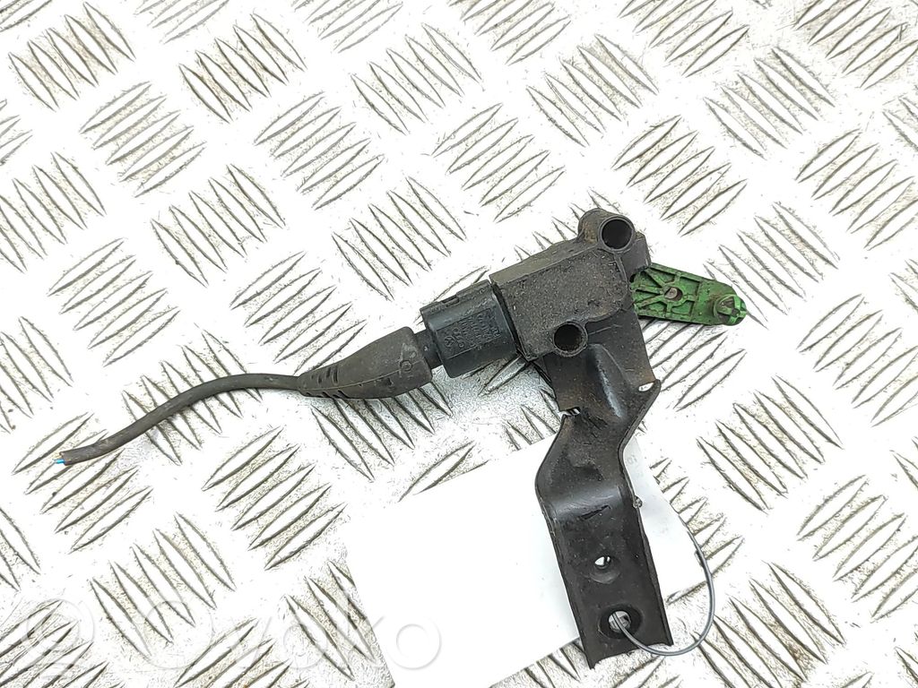 Audi Q3 F3 Rear air suspension level height sensor 