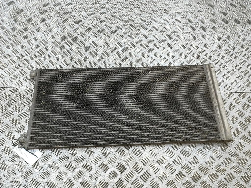 Opel Vivaro Radiator răcire A/C (condensor) 