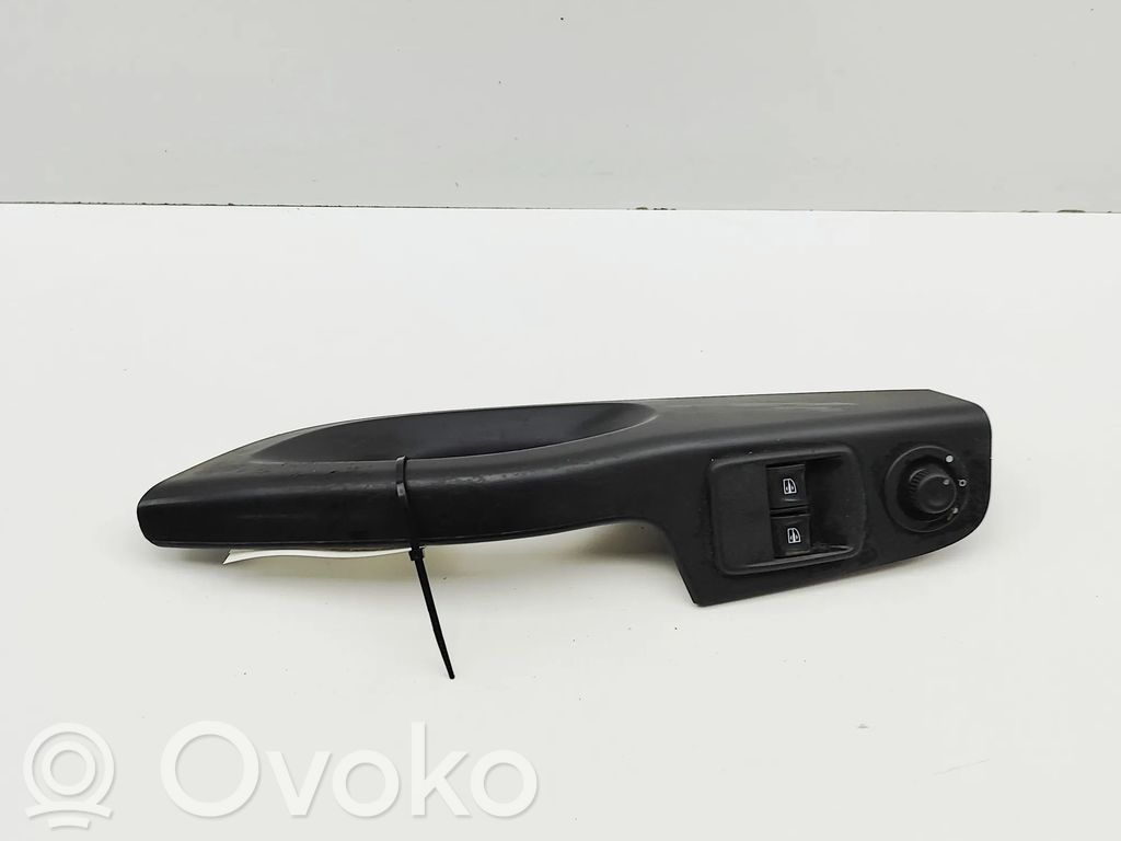 Opel Vivaro Comutator comandă geamuri electrice 