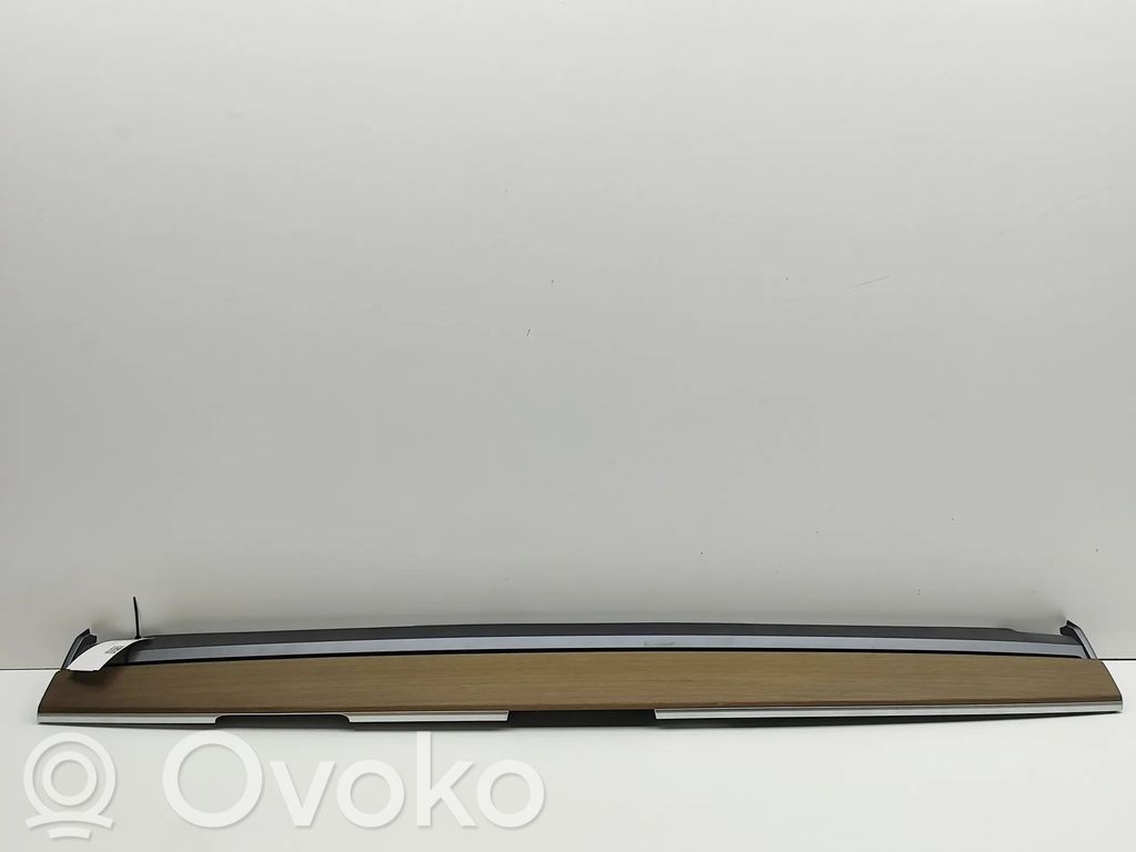 Tesla Model 3 Dekoratyvinė apdailos juostelė 
