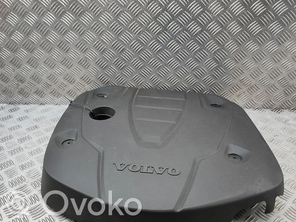 Volvo S90, V90 Moottorin koppa 