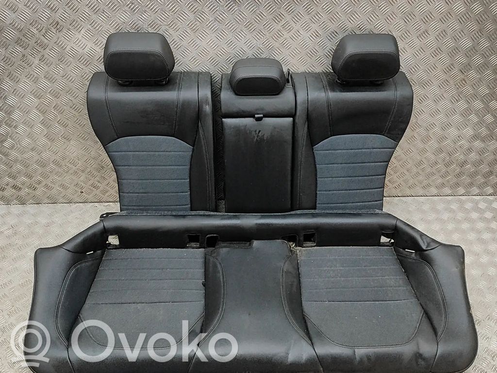 Takaistuin   156138040,6002070191,6002070064,6002070065,6002070193