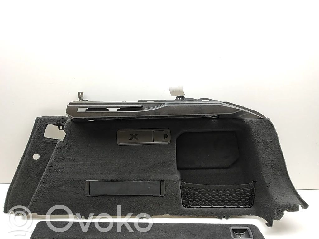 BMW X6 G06 Boczek / Tapicerka / bagażnika