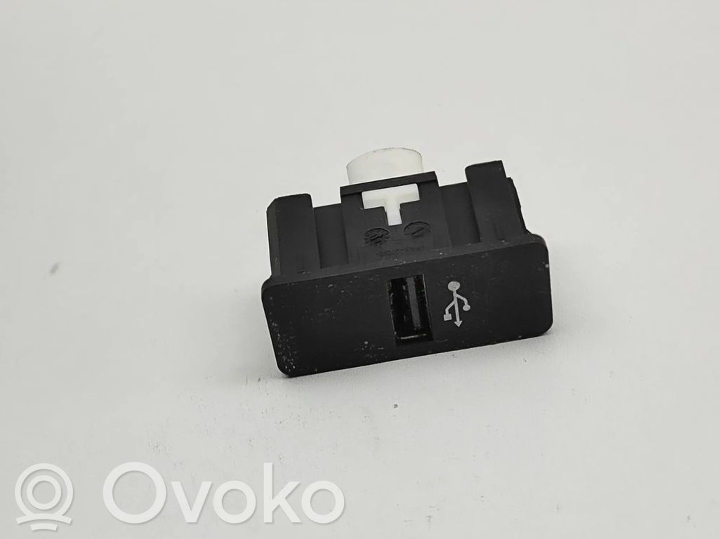 BMW 3 F30 F35 F31 Priză USB 