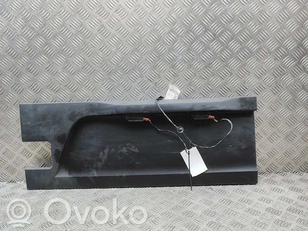 Iveco Daily 6th gen Lampă număr cu montare pe hayon 