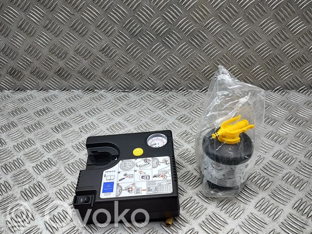 Mercedes-Benz C W205 Kompresor do opon 