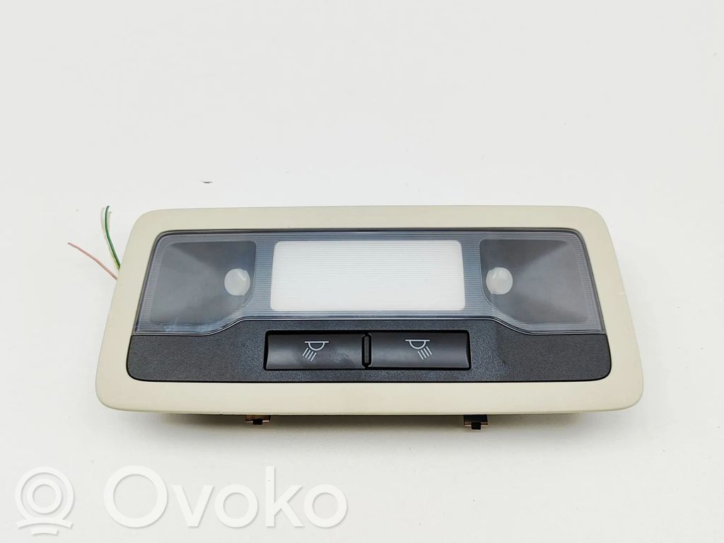Światło fotela przedniego   8136030090