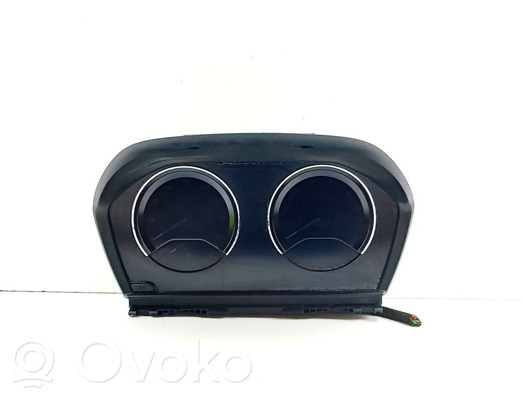 BMW X2 F39 Tachimetro (quadro strumenti) 