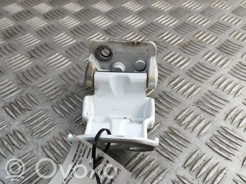 Tailgate/trunk/boot hinge   KK41V42982BA