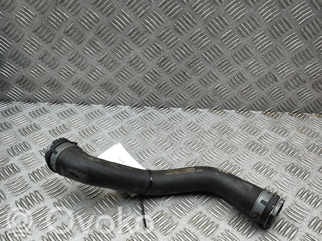 Mercedes-Benz E W238 Tubo flessibile del liquido di raffreddamento del motore