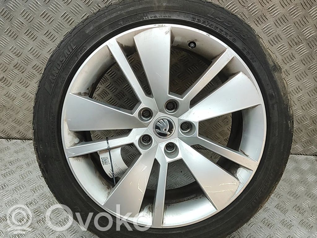 Skoda Superb B8 (3V) Cerchione in lega R18 